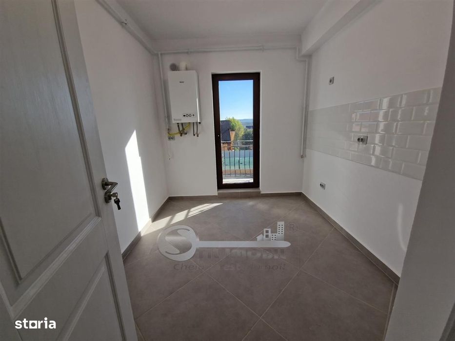 2 Cam Gradina Loc De Parcate Intabulate Capat Cug Zona Vile — fotografia 3