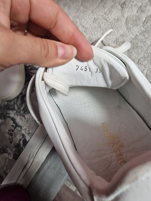 Дамски бели сникърси обувки Louis Vuitton 38 номер