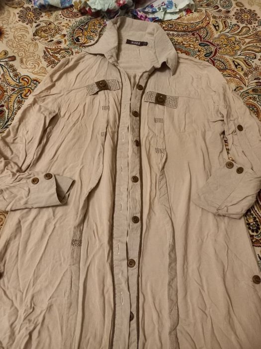 Продам платья  женские,свитер