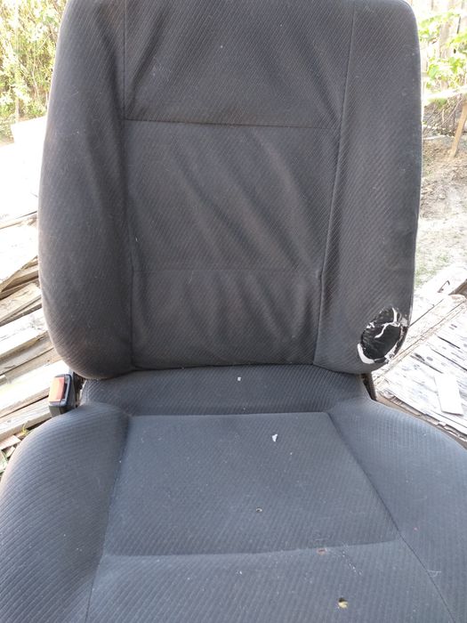 Сиденья передние Ауди 80
