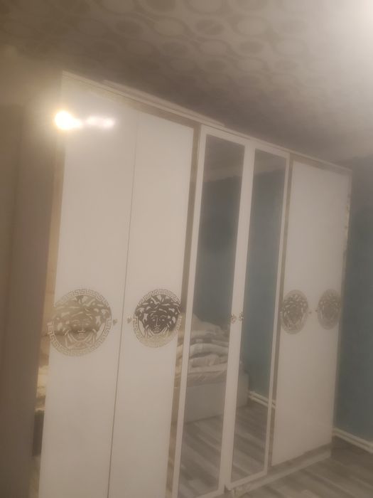 Sifonier cu 6 uși in stare buna