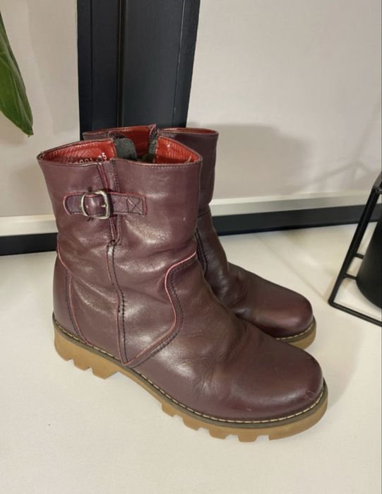 Ghete din piele Marelbo