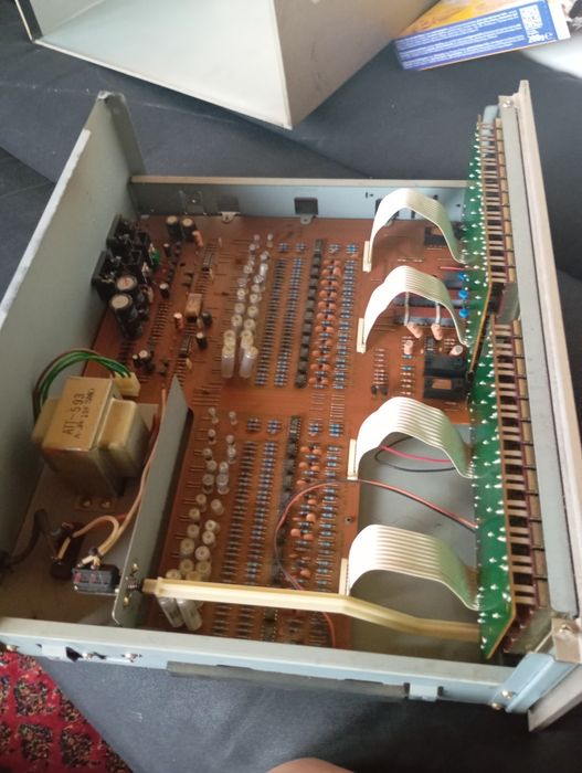 Pioneer sg-9 еквалайзер