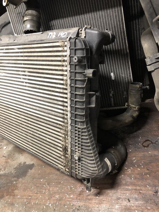 Интеркулер Пасат б7 Passat b7 дизел 140кс