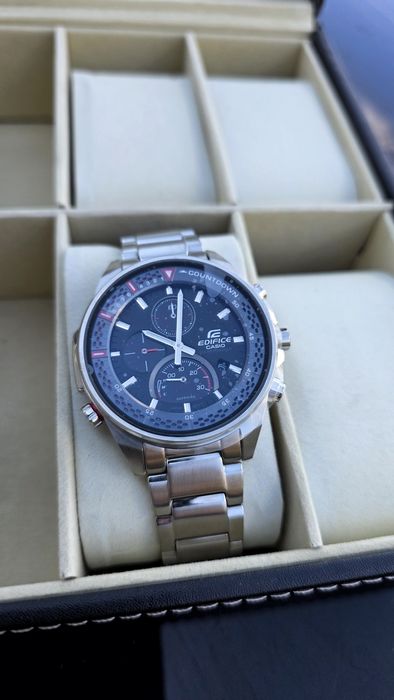 Часы Casio EFS-S590