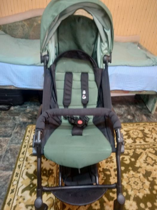 Продам коляску фирменную.