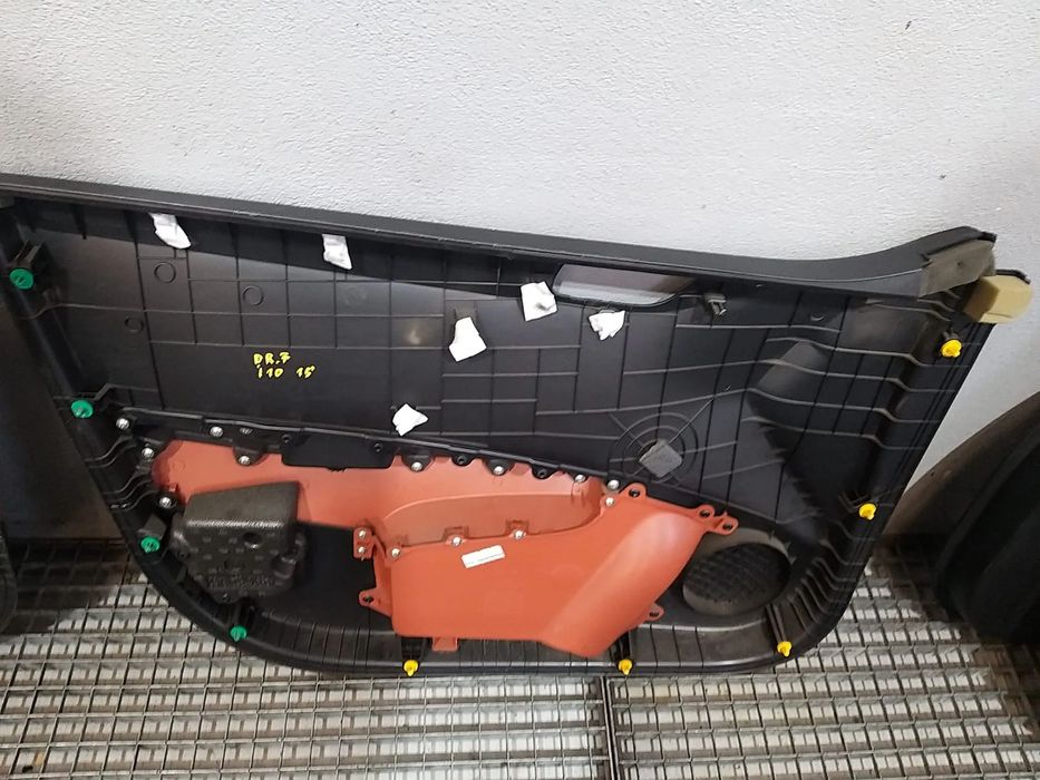 Fata tapiterie usa dreapta fata hyundai i10 ba ia 82320b9010