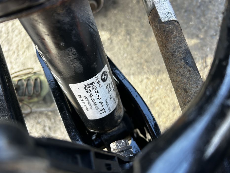 Amortizor electric stânga spate BMW X3 G01 2019