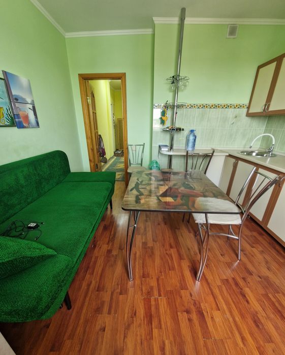 Продам 1 кв 48 квм рн Шанхай