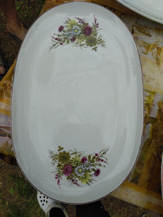 Стари български порцеланови плата и чинии за торта