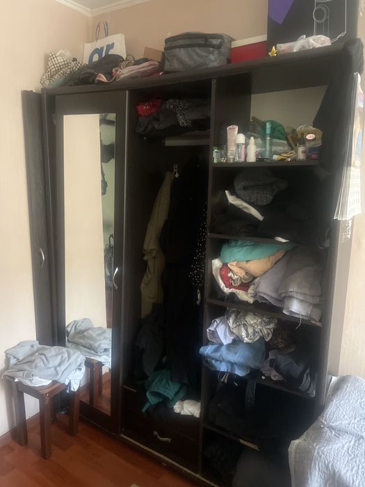 Продам шкаф в хорошем состояние