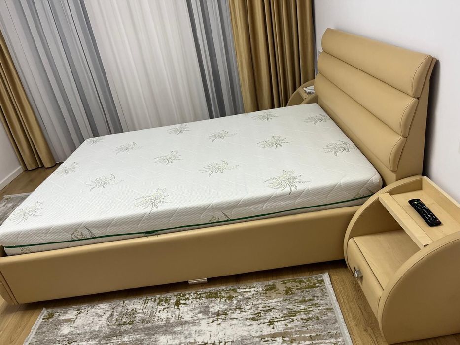 Vand pat cu saltea si noptiere