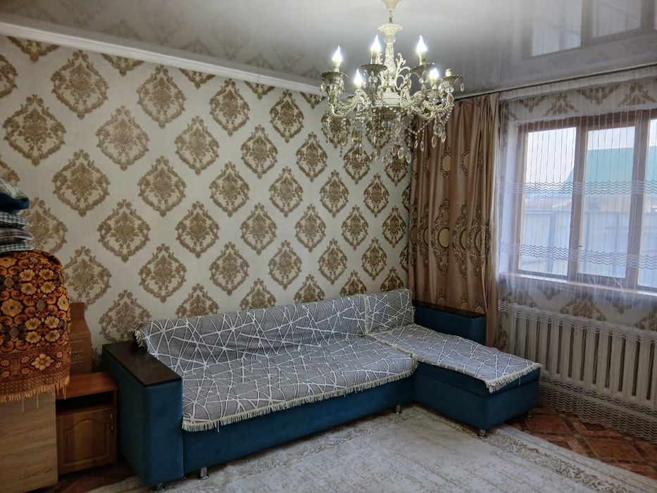 Уй сатылады 3 бөлмелі 6 соттық жер.