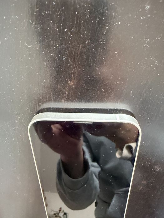 Продавам iPhone 13 – 512 GB