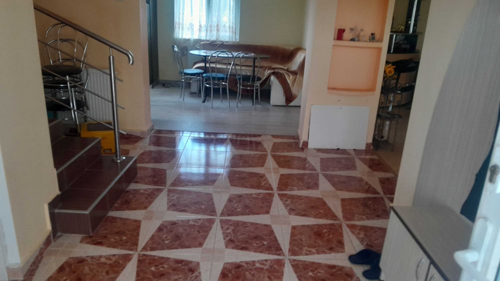 Închiriez vilă în regim hotelier în Rm Valcea