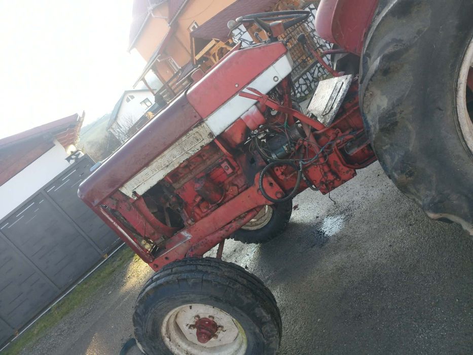 Tractor de vanzare