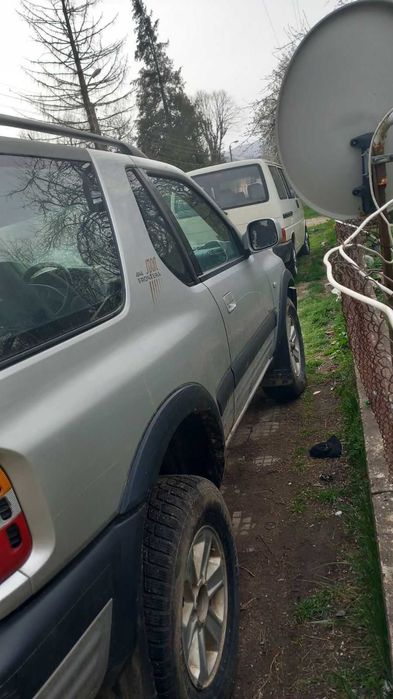 опел фронтера 2.2 на части