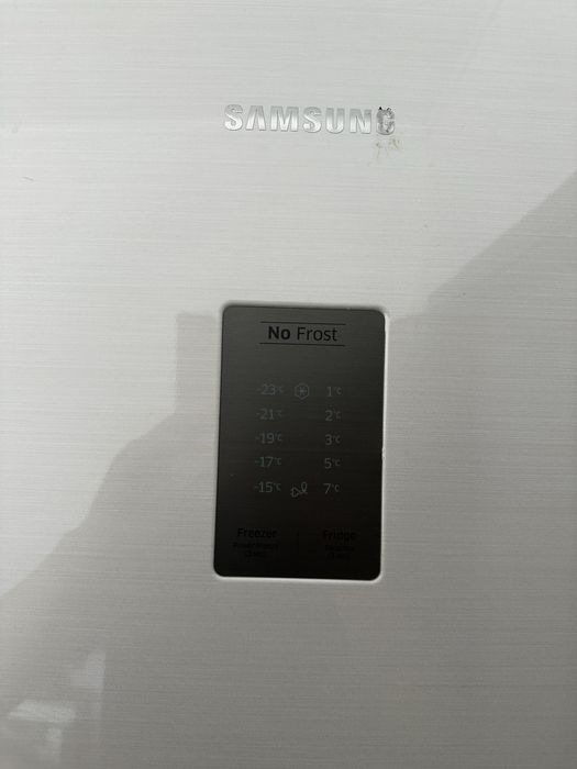 Продам холодильник хорошем состояние