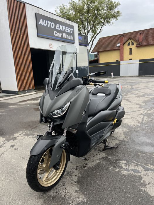 Yamaha X-max 300 tech max desing