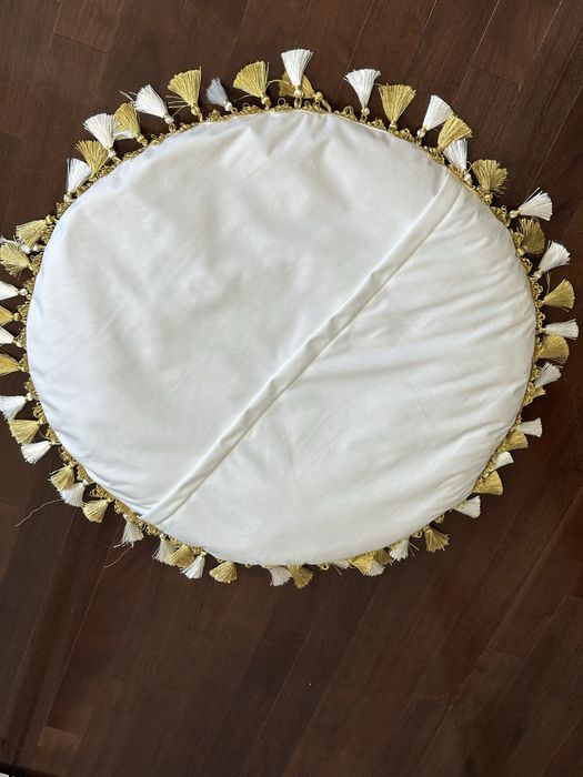 Продам подушку на Сырға салу