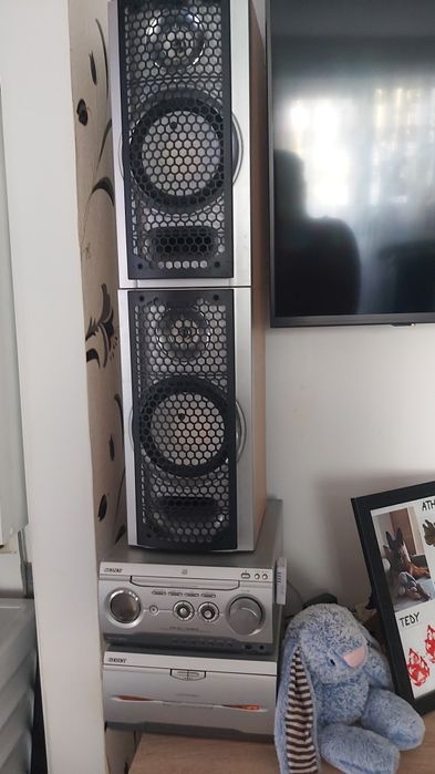 Combină muzicală Sony de vînzare .,Pentru cei care colecționează așa ceva