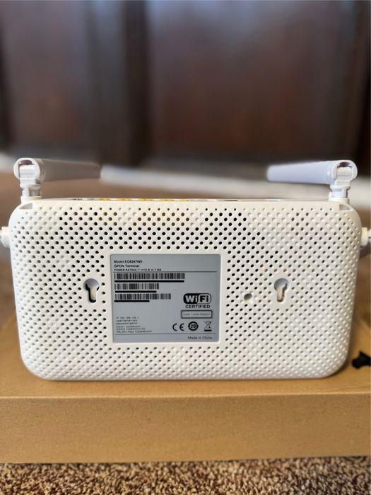 Huawei Gpon wifi Madem Model EG8247W5