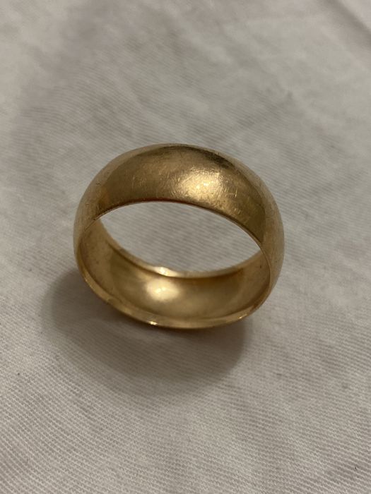 Золотое кольцо обручальное