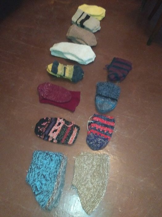 Вълнени ръчноплетени чорапи и търлъци(дамски,мъжки и детски)