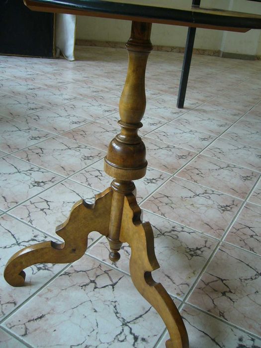 Старинни Уникални Масички за Кафе