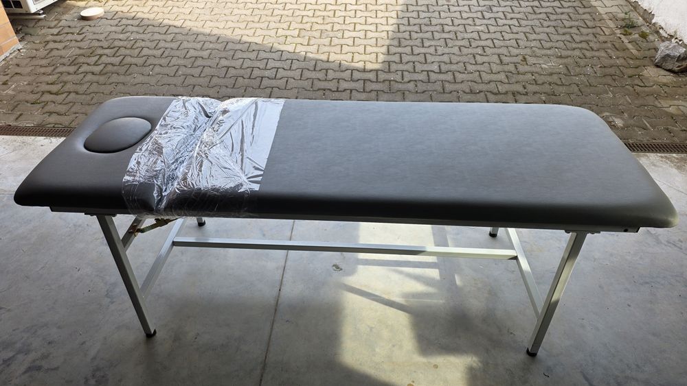 Медицинска кушетка