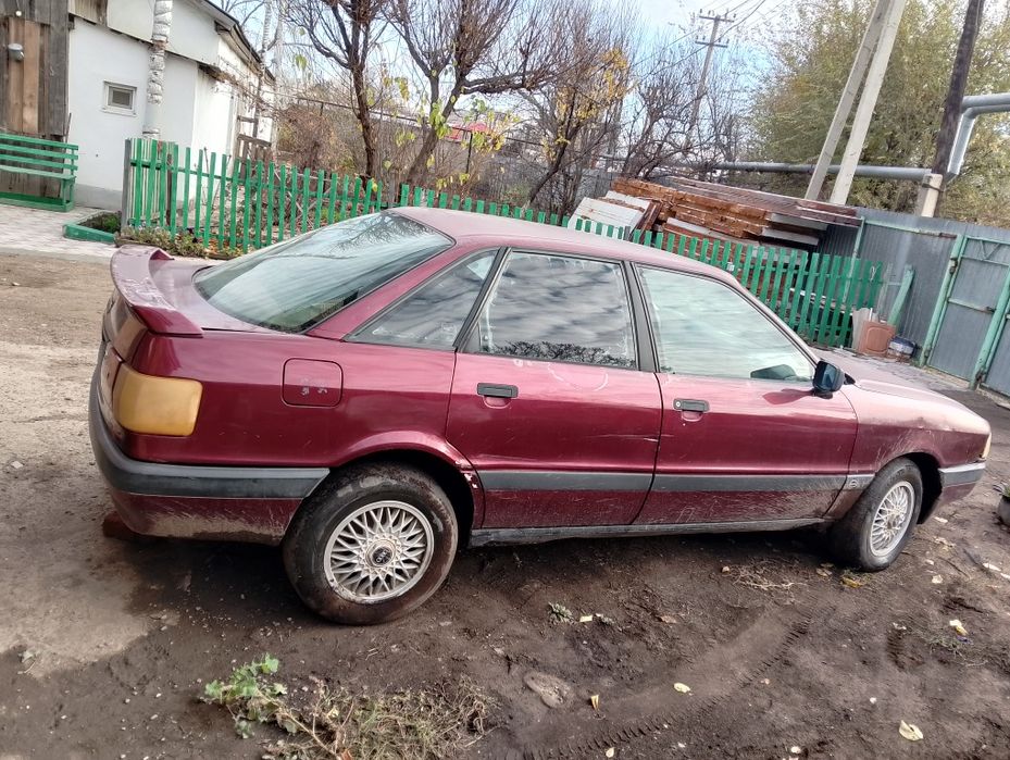 Продам Ауди 80 б3 на ходу