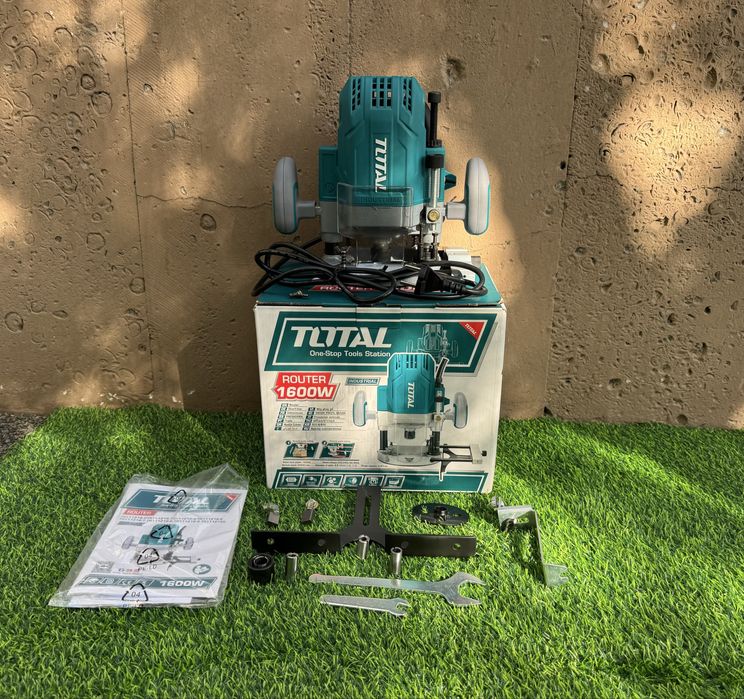 Фрезер вертикальный «TOTAL» 1600 Ватт