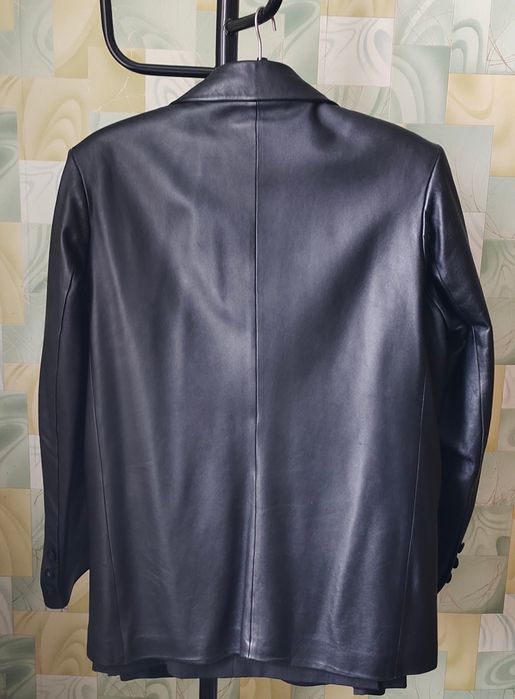 Продам кожаный пиджак