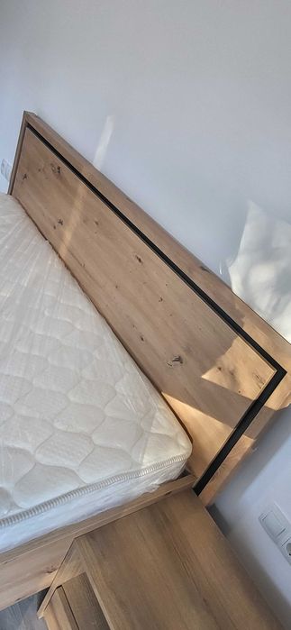 НОВА  СПАЛНЯ ,,за матрак - 160x200,, + 2 нощни шкафчета –