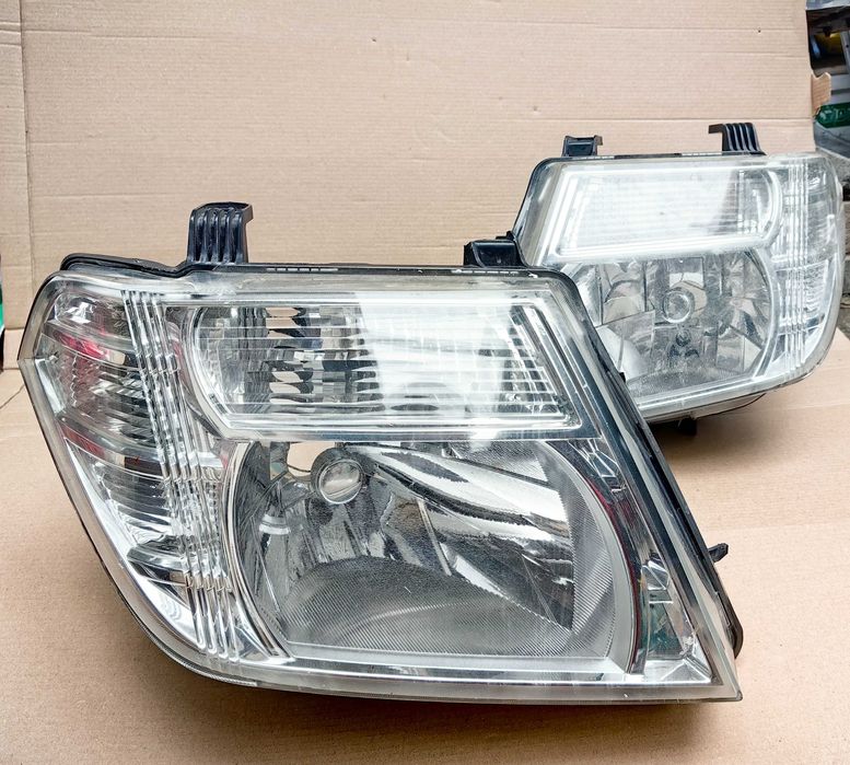 Фар за Nissan Pathfinder / Navara / Фарове Нисан Патфайндър / Навара