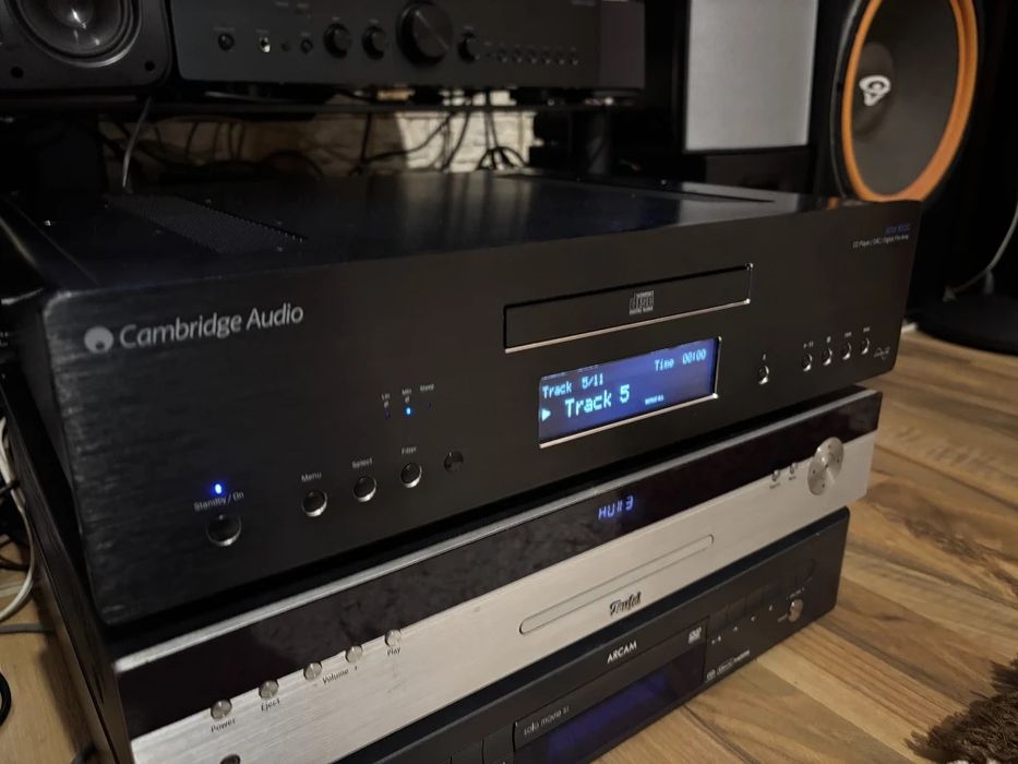 Cambridge Audio AZUR 851C Upsampling 24-bit/384kHz DAC / CD / Digital Pre-Amplificator High-End Preț de MAGAZIN 2000$ 10Kg