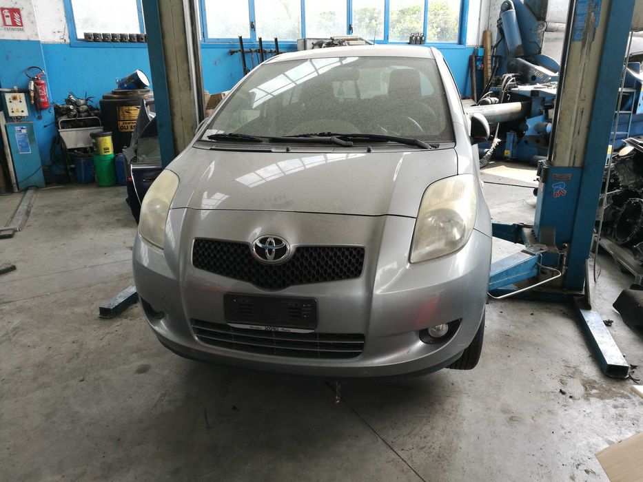 Скоростна кутия Тойота Ярис/ Toyota Yaris 2007. 1.3 бензин