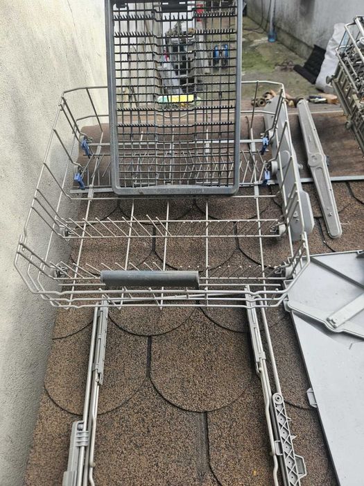 Masina spalat vase Beko DFN28321W (piese)