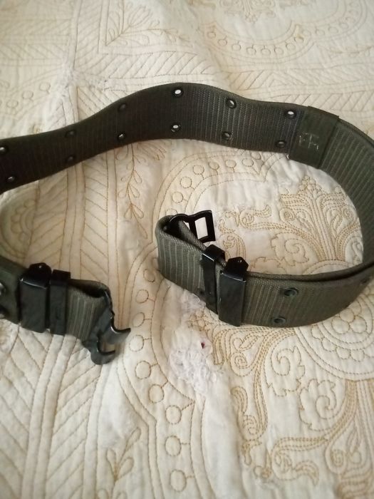 Комуфляж, бушлат, ремень, шапка