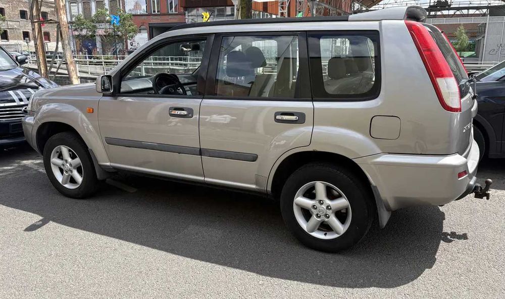 На Части Nissan X-trail (T30 facelift) 2.5 бензин 165к.с. 4x4 2006г.