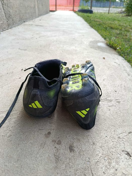 Ghete de fotbal Adidas Predator Pro negru