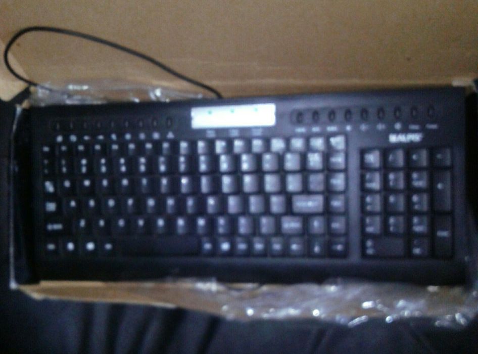 Tastatura Alpis -Cablu Vga