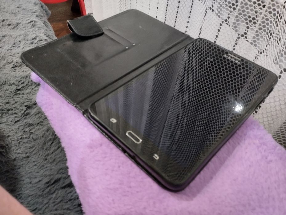 Продам планшет Самсунг А6