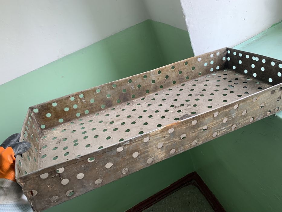 Поддон из нержавейки для сто