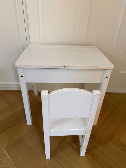 Детский стол и стул