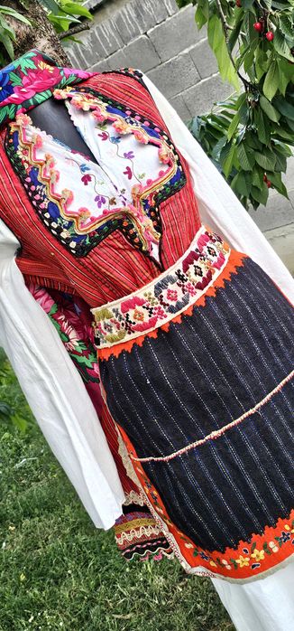 Македонска носия