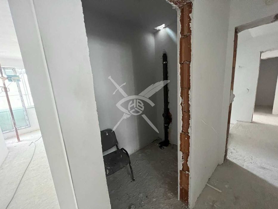 Продава се Тристаен апартамент в София, Кръстова вада - 101 кв.м за 2575 €/кв.м - Снимка #1