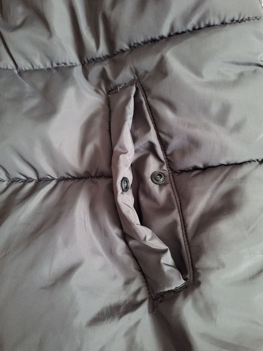 Vesta baieti  H&M 146- 152 cm/ 10- 12 ani, stare f buna