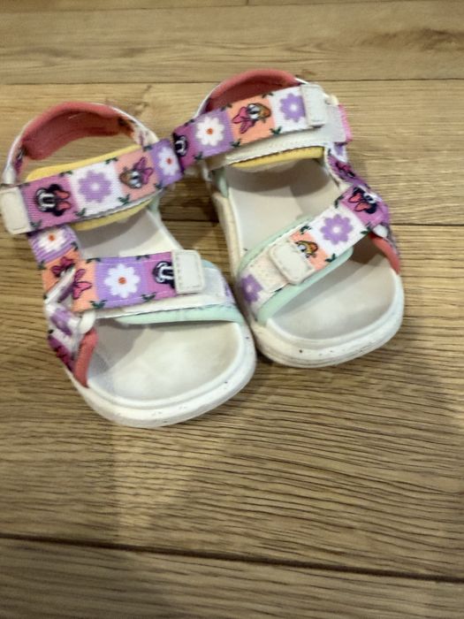 Детски сандали ZARA
