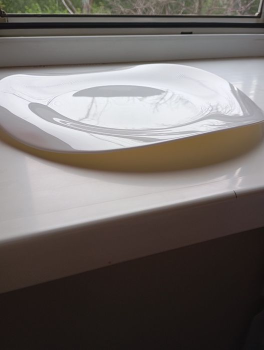 Блюда среднего размера..